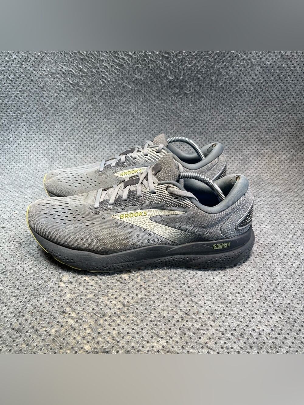 Brooks Ghost 16 Grey Running Shoes No Insoles Size 10.5 Men’s